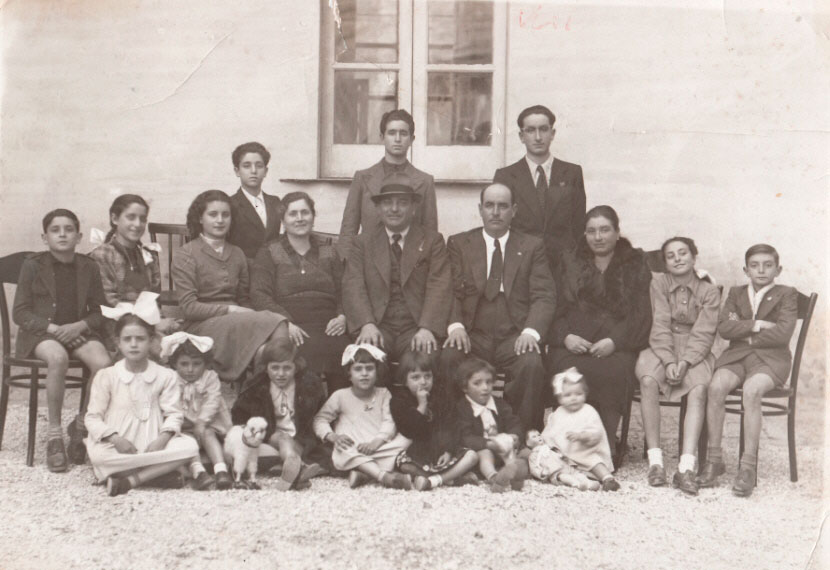 1940 - Le famiglie dei fratelli Giovanni e Antonio Alois